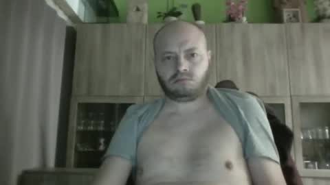 sixten113 online show from April 24, 2026, 6:49 am