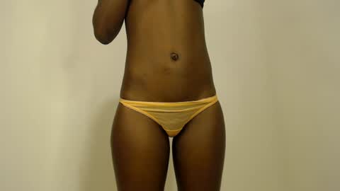 sizzly_ass online show from June 12, 2026, 3:05 am