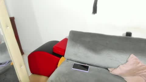 Skarleth online show from December 5, 2024, 12:22 pm