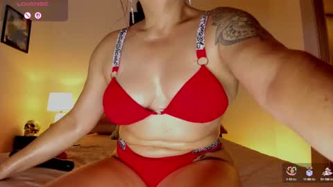 Snapshot of skay_hot chatting on September 21, 2025, 2:24 am Skay online show from September 21, 2025, 2:24 am