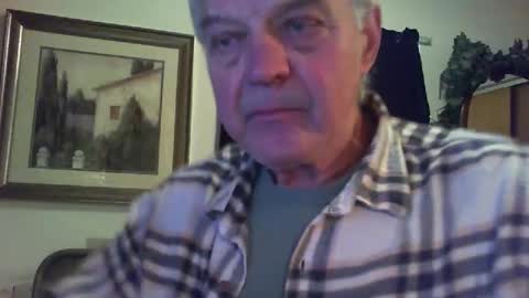 Snapshot of skeeeziks chatting on May 1, 2026, 8:02 pm skeeeziks online show from May 1, 2026, 8:02 pm
