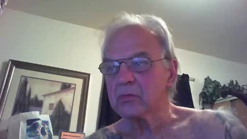 Snapshot of skeeeziks chatting on May 16, 2026, 3:36 am skeeeziks online show from May 16, 2026, 3:36 am