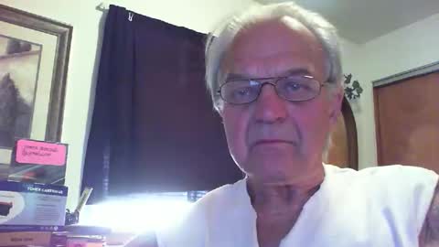 Snapshot of skeeeziks chatting on June 3, 2026, 2:55 pm skeeeziks online show from June 3, 2026, 2:55 pm