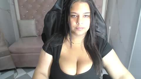 Skarlet online show from February 26, 2026, 12:26 pm