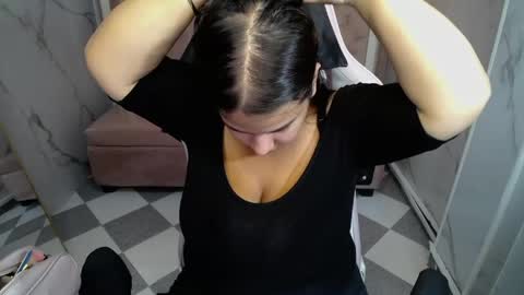 Skarlet online show from April 30, 2026, 12:22 pm