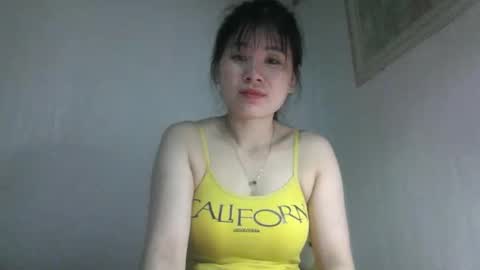 Snapshot of skie1111 chatting on April 20, 2026, 3:53 am Shie online show from April 20, 2026, 3:53 am