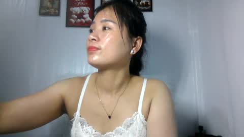 Snapshot of skie1111 chatting on June 21, 2026, 1:13 pm Shie online show from June 21, 2026, 1:13 pm