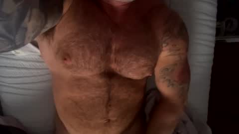 Snapshot of skimaskedbeef chatting on December 9, 2024, 10:22 am BEEF online show from December 9, 2024, 10:22 am