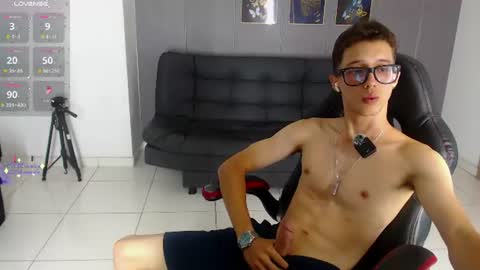 skinny_bigcock20 online show from July 21, 2026, 10:56 pm