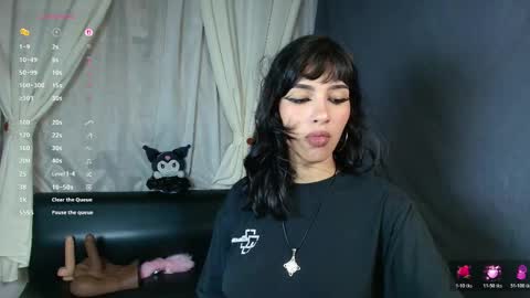 Emily Rojas online show from April 27, 2026, 1:14 am