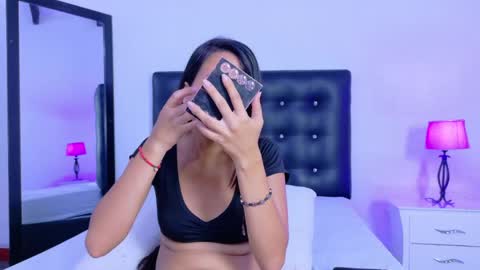 Snapshot of skinny_hottie18 chatting on May 2, 2026, 7:41 pm skinny_hottie18 online show from May 2, 2026, 7:41 pm