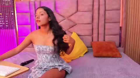 Snapshot of skinny_sarayx chatting on July 25, 2026, 2:47 pm skinny_sarayx online show from July 25, 2026, 2:47 pm