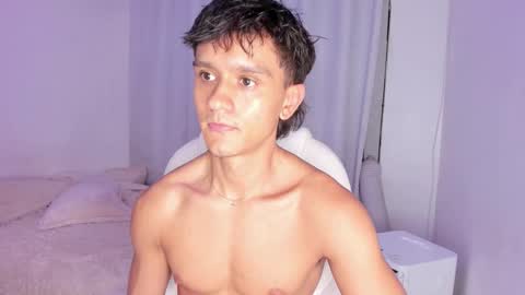 Snapshot of skinnydreamer chatting on December 2, 2025, 3:12 am skinnydreamer online show from December 2, 2025, 3:12 am