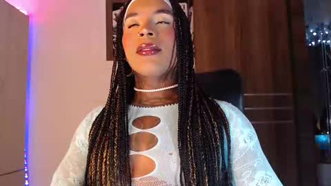 jesica online show from March 3, 2026, 5:57 am