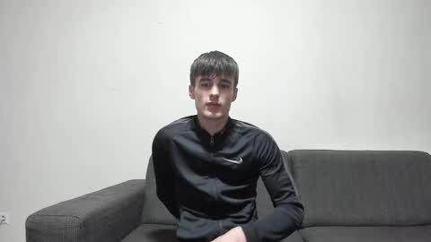 Snapshot of skinnyguywithbigd chatting on January 1, 2025, 10:00 am skinnyguywithbigd online show from January 1, 2025, 10:00 am