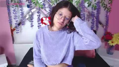 Snapshot of skinnyhorny_ chatting on February 16, 2025, 2:42 am SKINNYHORNY online show from February 16, 2025, 2:42 am