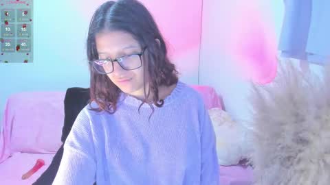 Snapshot of skinnyhorny_ chatting on September 27, 2025, 1:32 am SKINNYHORNY online show from September 27, 2025, 1:32 am