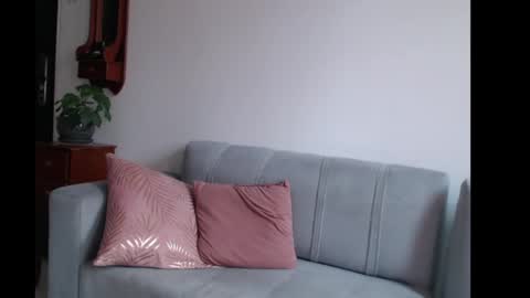 skinnylatin69 online show from February 18, 2025, 8:14 pm