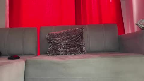 skinnylatin69 online show from September 12, 2025, 4:18 pm