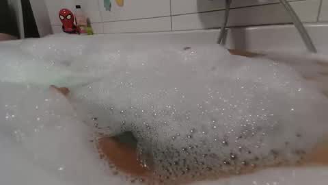 Snapshot of skinnymilf14021986 chatting on November 17, 2025, 7:41 pm skinnymilf14021986 online show from November 17, 2025, 7:41 pm