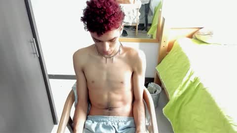 Snapshot of skinnypipe15 chatting on October 17, 2025, 1:03 pm skinnypipe15 online show from October 17, 2025, 1:03 pm