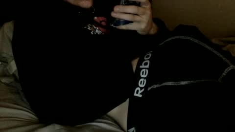 Snapshot of skinnypole6 chatting on January 29, 2025, 5:30 am skinnypole6 online show from January 29, 2025, 5:30 am