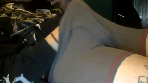 Snapshot of skinnypole6 chatting on March 24, 2026, 7:19 pm skinnypole6 online show from March 24, 2026, 7:19 pm