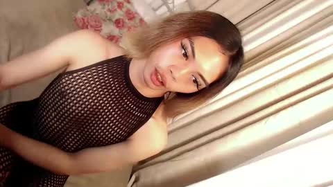 Snapshot of skinnytrans69 chatting on April 22, 2026, 5:47 pm skinnytrans69 online show from April 22, 2026, 5:47 pm