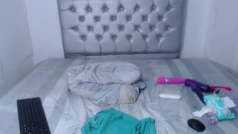 Alexa  online show from January 10, 2025, 6:20 am