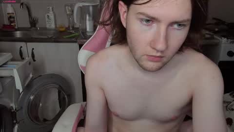 Snapshot of skip_london chatting on February 25, 2025, 6:20 pm Andrew online show from February 25, 2025, 6:20 pm