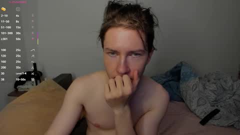 Snapshot of skip_london chatting on November 28, 2025, 11:07 pm Andrew online show from November 28, 2025, 11:07 pm