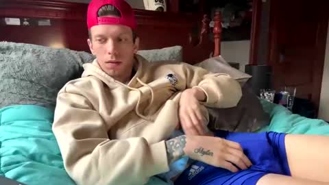 Snapshot of skittles933 chatting on February 23, 2025, 1:10 pm Skittles online show from February 23, 2025, 1:10 pm