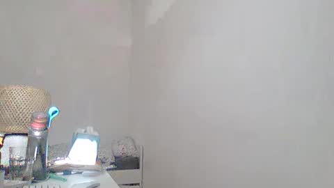 sklave_s online show from March 16, 2026, 11:58 am