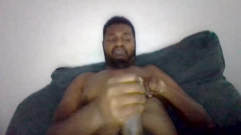 Snapshot of skulldaddy1 chatting on August 6, 2026, 11:23 am skulldaddy1 online show from August 6, 2026, 11:23 am
