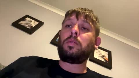 skuzzy25 online show from September 27, 2025, 7:19 pm