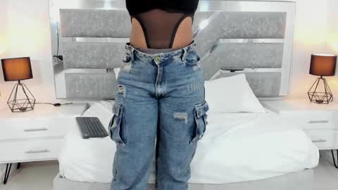 Snapshot of sky_bigass chatting on April 9, 2026, 12:32 pm Sky online show from April 9, 2026, 12:32 pm