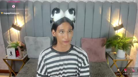 STIVEN online show from January 12, 2025, 1:11 am