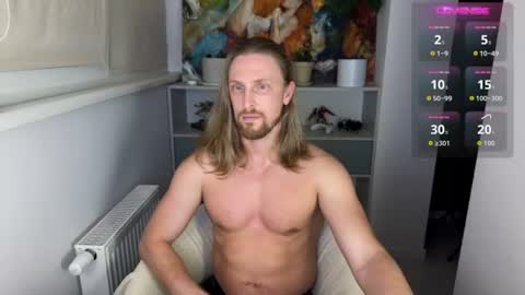 Snapshot of sky_guy25 chatting on June 23, 2026, 7:34 pm sky_guy25 online show from June 23, 2026, 7:34 pm