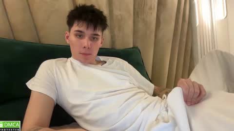 Snapshot of sky_hexx chatting on July 29, 2026, 5:33 pm Roby online show from July 29, 2026, 5:33 pm