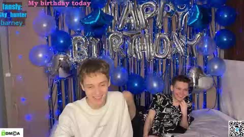 sky_hunter online show from December 17, 2025, 4:46 pm