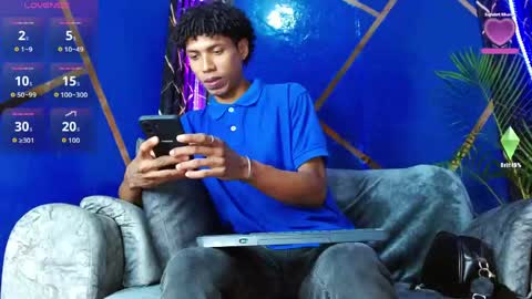 Snapshot of sky_walkerss chatting on April 19, 2026, 5:12 pm sky_walkerss online show from April 19, 2026, 5:12 pm