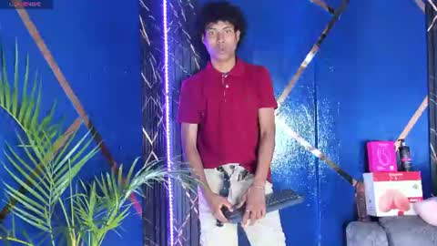 sky_walkerss online show from June 13, 2026, 3:54 pm