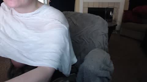 SKYLE   online show from January 7, 2026, 6:32 pm