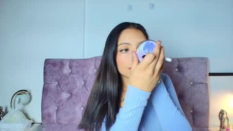 Snapshot of skye_moore chatting on October 22, 2025, 7:13 pm skye moore online show from October 22, 2025, 7:13 pm