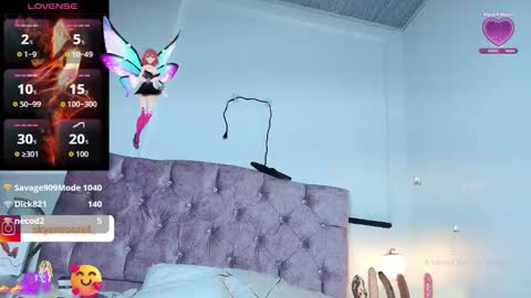 Snapshot of skye_moore chatting on October 31, 2025, 12:06 pm skye moore online show from October 31, 2025, 12:06 pm