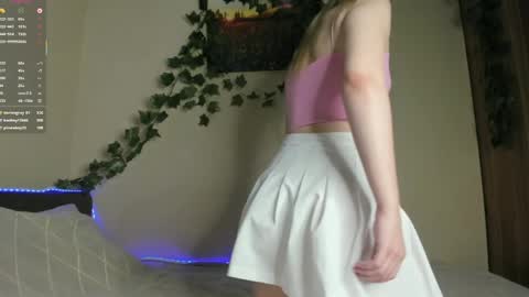 Snapshot of skyedavis chatting on May 12, 2026, 1:41 pm skyedavis online show from May 12, 2026, 1:41 pm
