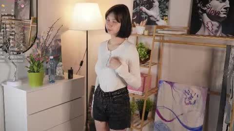 Melissa online show from September 17, 2025, 6:48 am