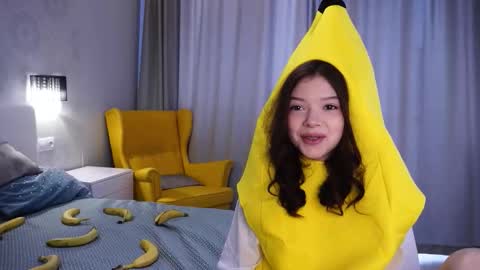 Amy online show from December 15, 2025, 9:02 am