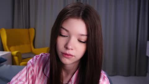 Amy online show from December 19, 2025, 1:18 pm