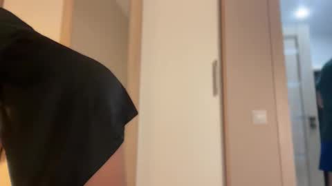 Snapshot of skyffi chatting on October 14, 2025, 9:26 pm GARRY AND SOPHIA online show from October 14, 2025, 9:26 pm